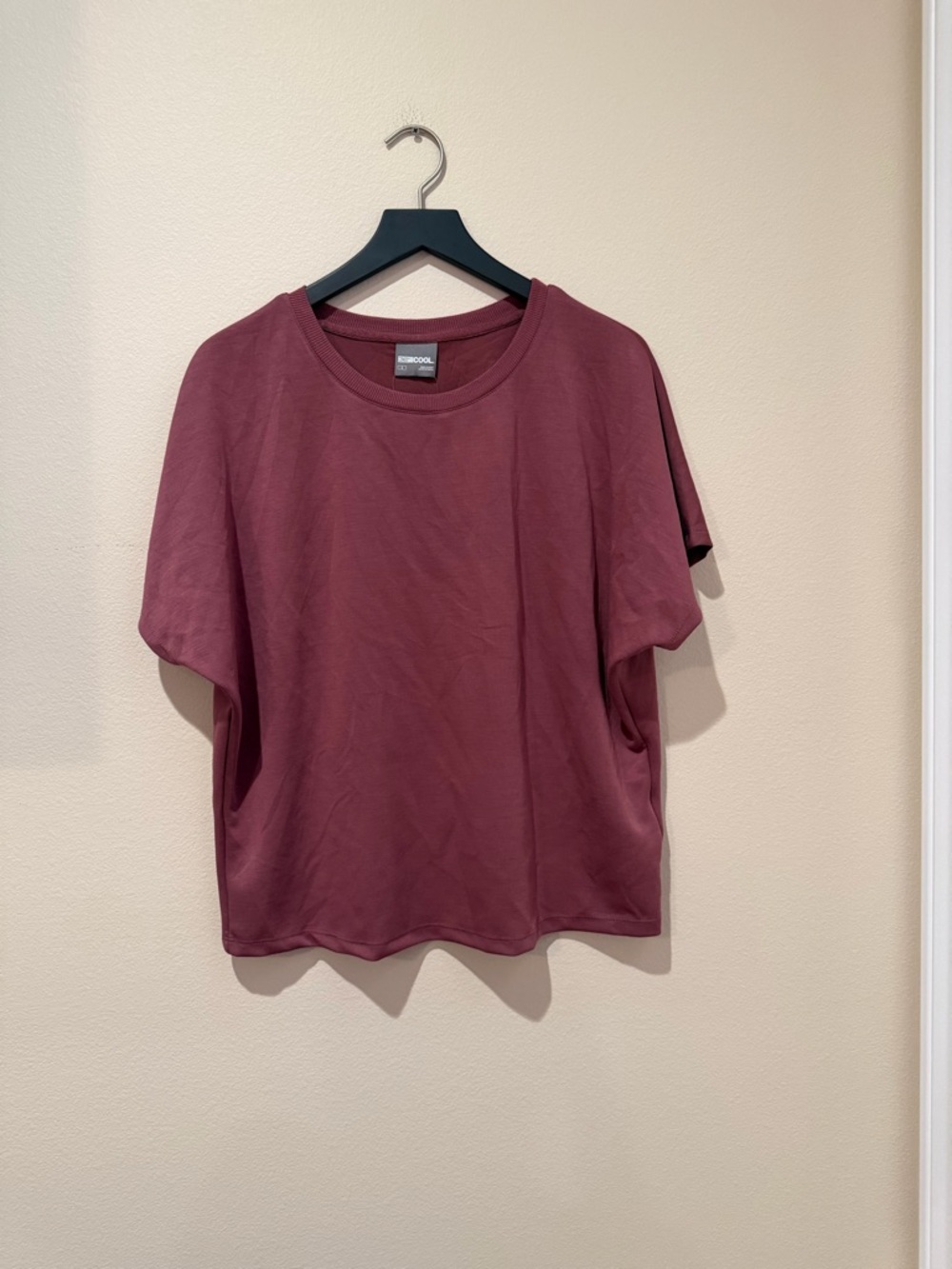 NWT 32 Degree Cool Burgundy Crewneck Boxy Tee